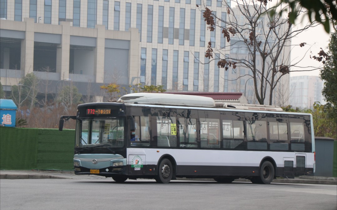 晚年手动挡芝麻糊[成都公交-光华]772路 蜀都cdk6122chr 客舱视角运转