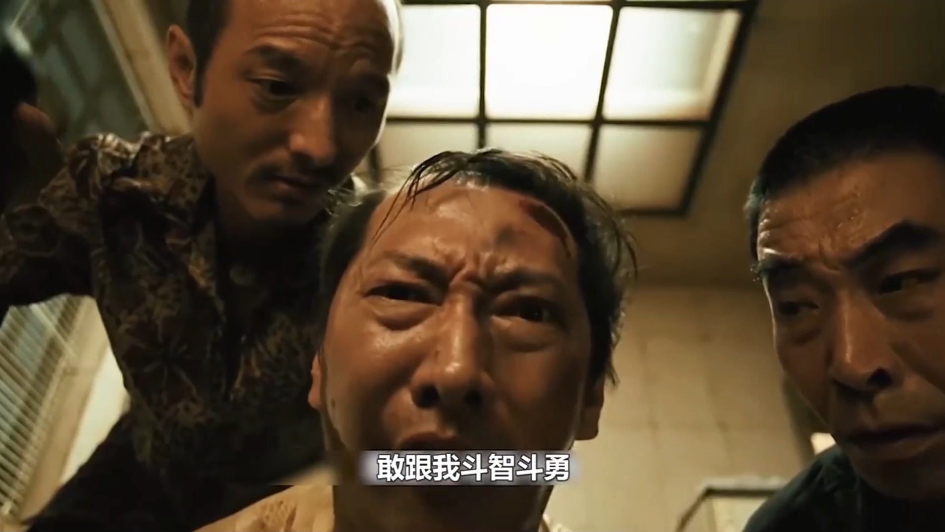 从头到尾全是梗,全程爆笑.荒诞喜剧片《疯狂的赛车》