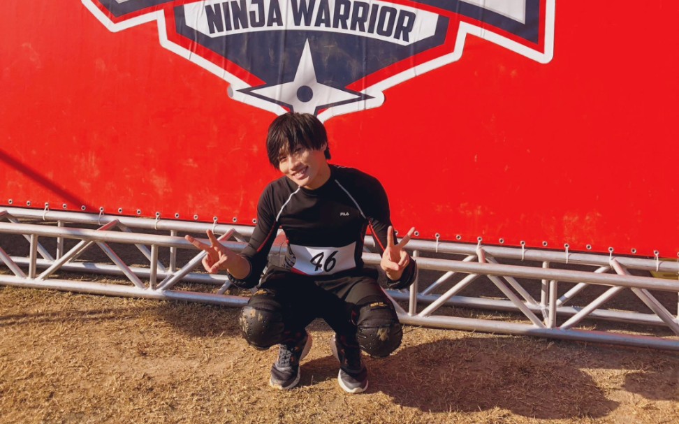 寺坂赖我参加sasuke2021的镜头