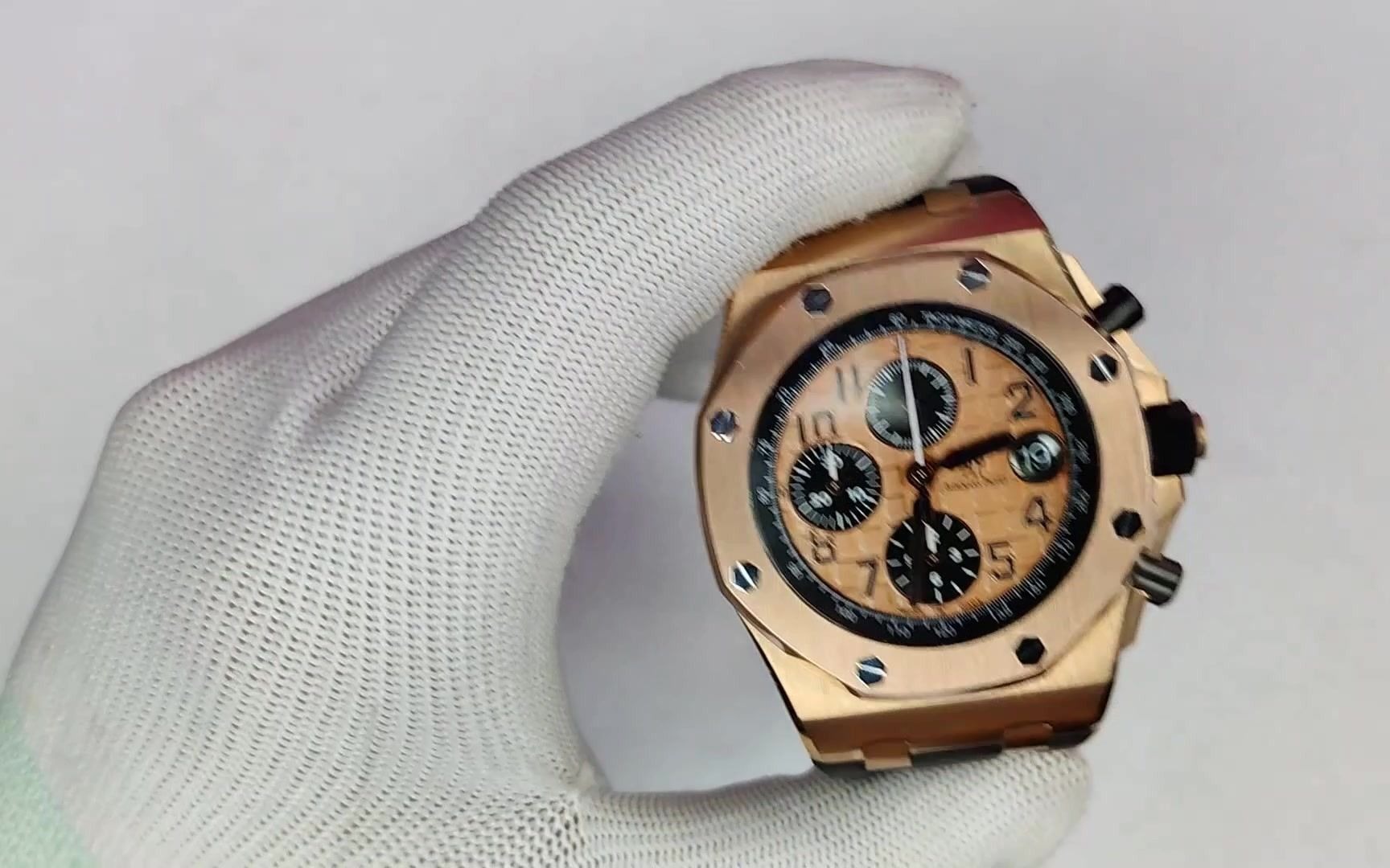 【ap爱彼皇家橡树离岸型】玫瑰金26470计时腕表,世界十大名表之一