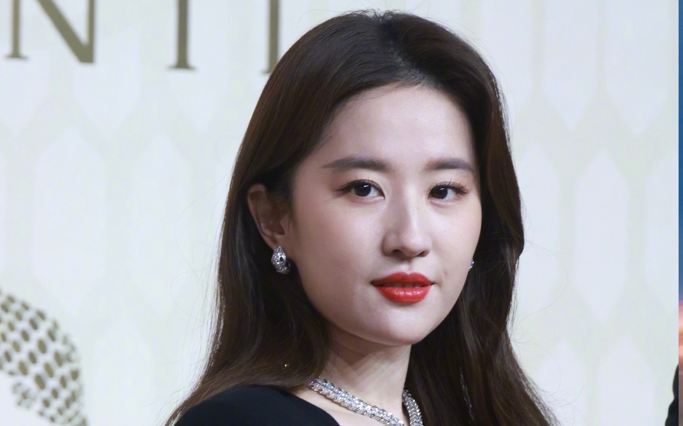 刘亦菲|大气温婉,珠圆玉润的贵气千金7515