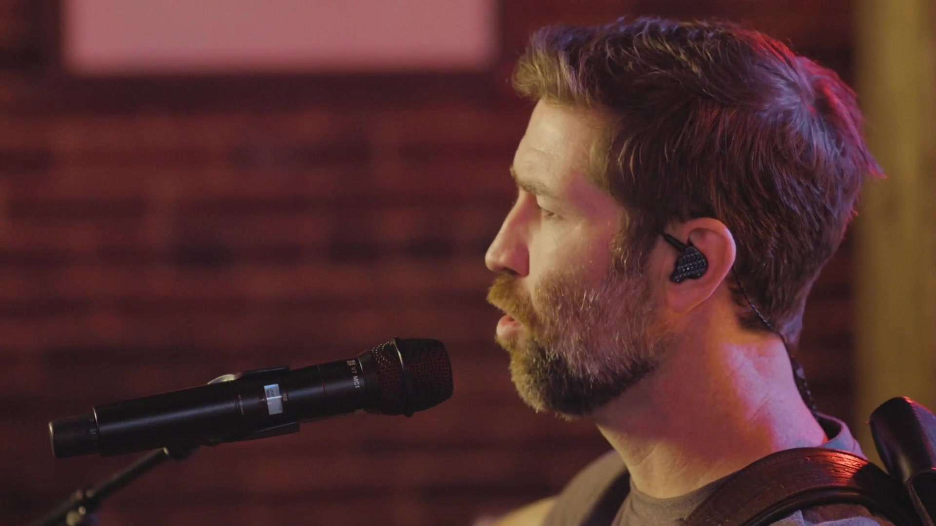 【josh turner】 - midnight in montgomery