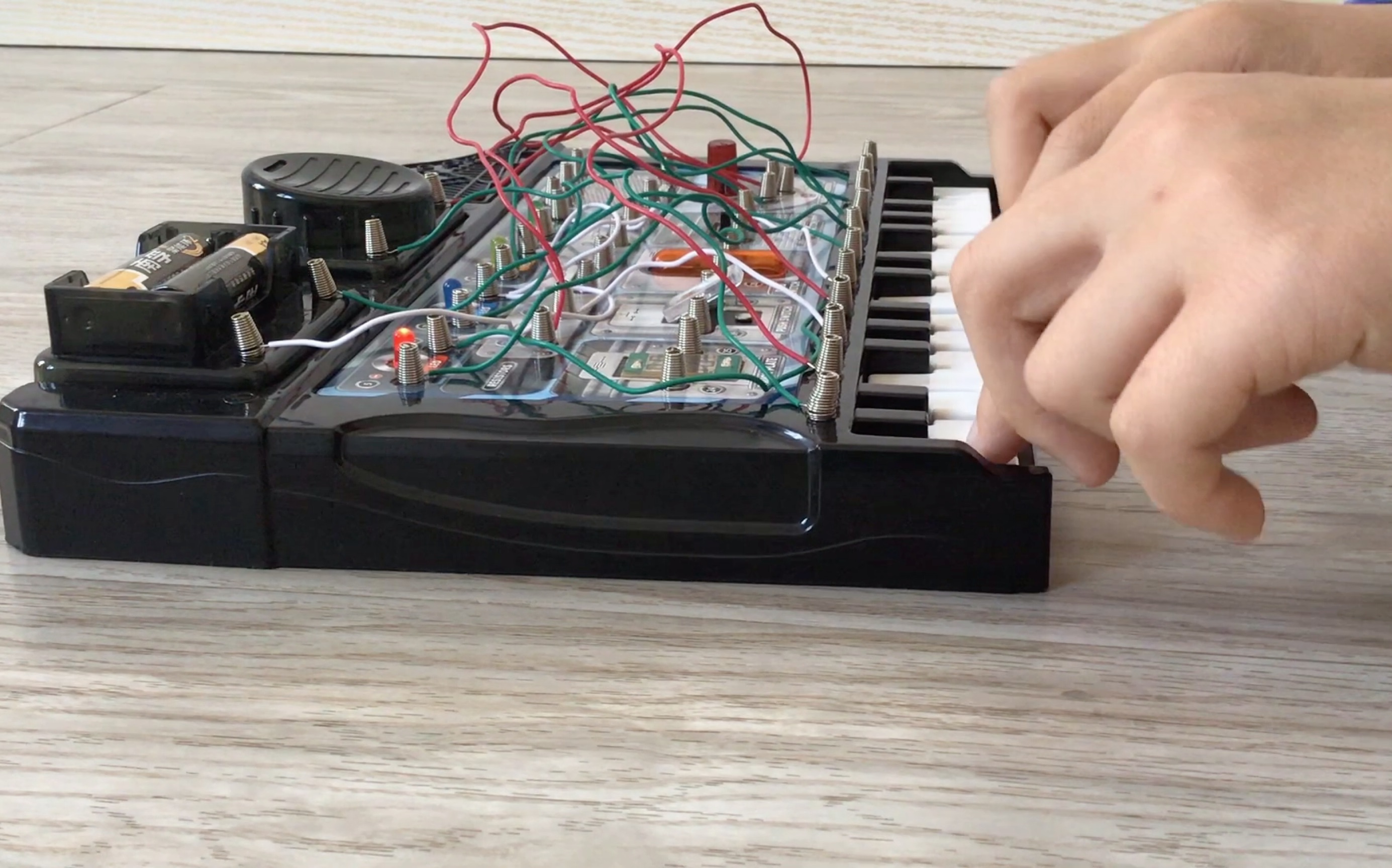 megalovania我竟然用表弟的电子琴弹出了狂妄之人