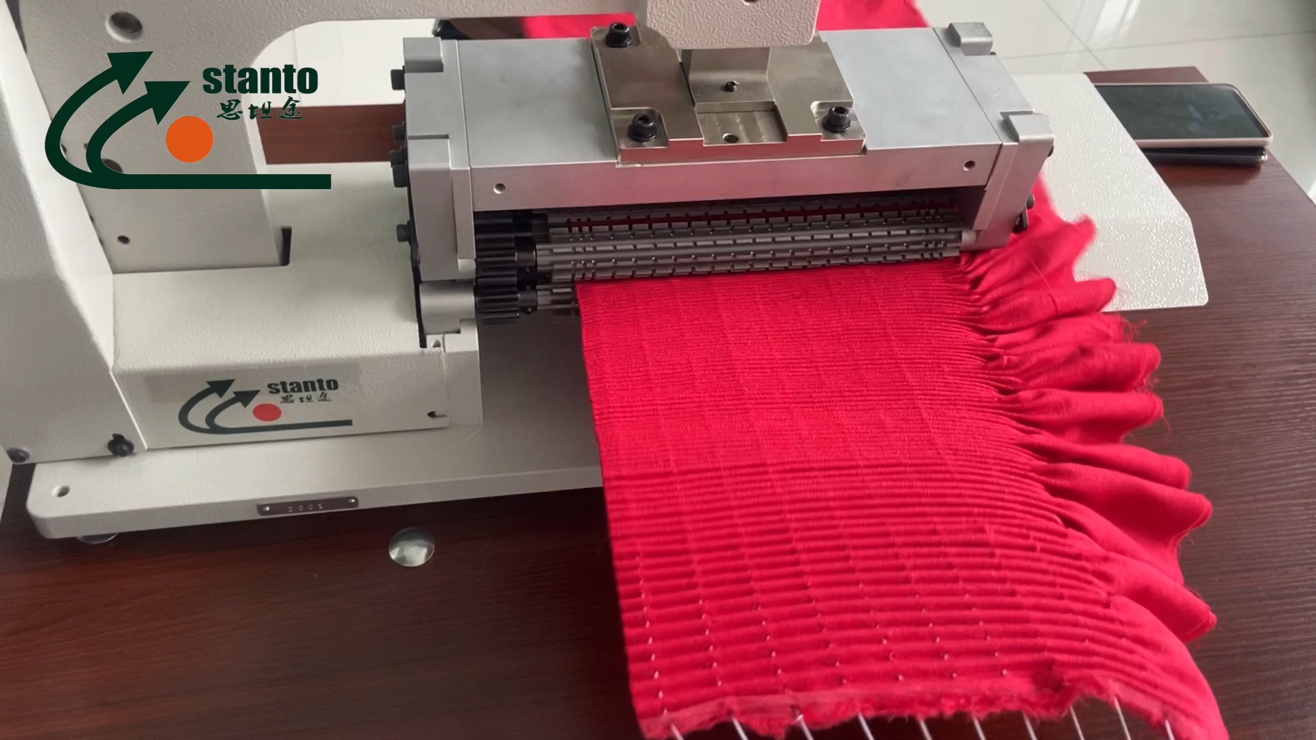 司马克smocking缩褶绣宽副抽褶机20公分抽褶机打折机手工打缆抽褶底布