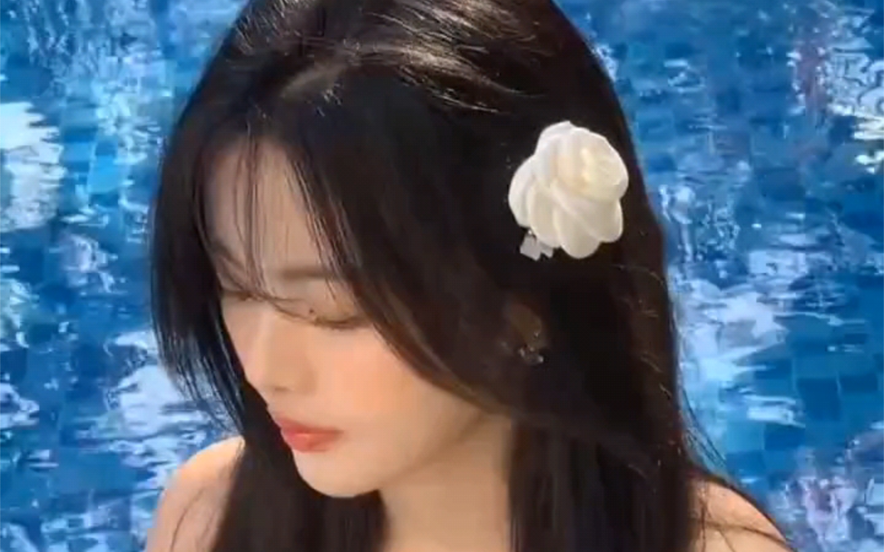 杨超越|享受失重 不惧失控