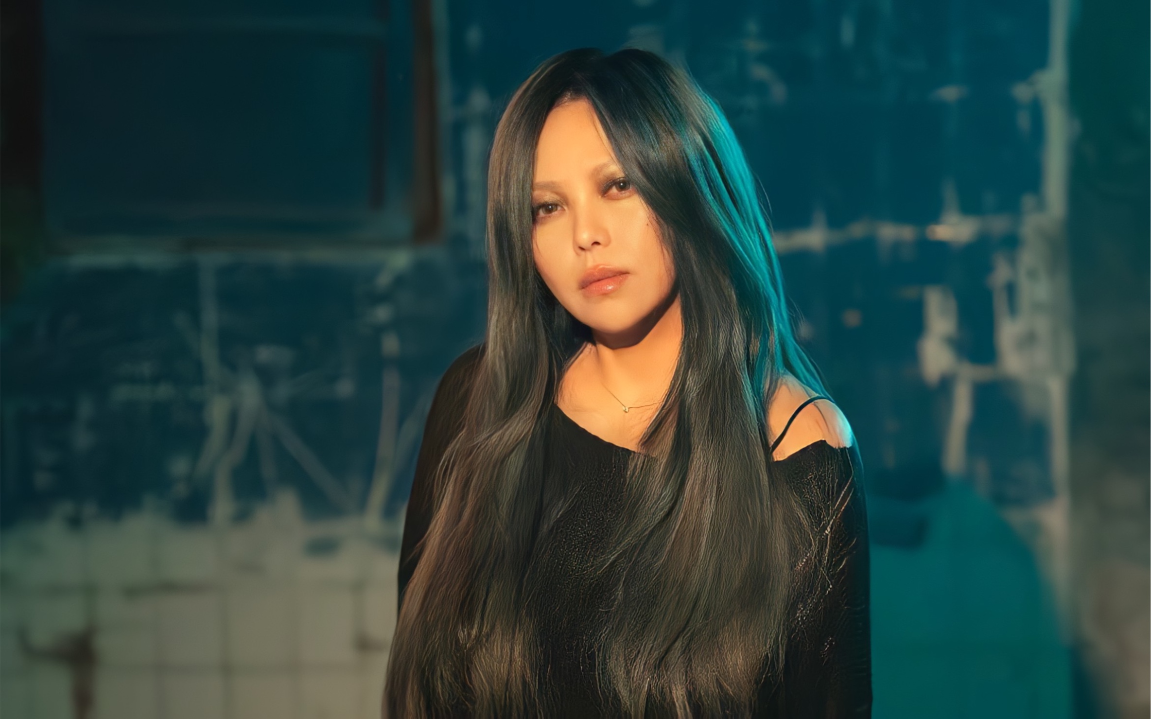 张惠妹「离别总是那么突然」mv首播,阿妹与刘德华另类同框!