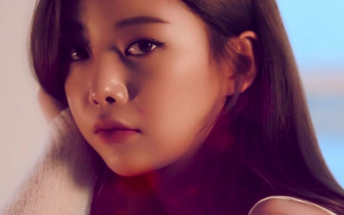 韩国歌曲开头女主打电话mv