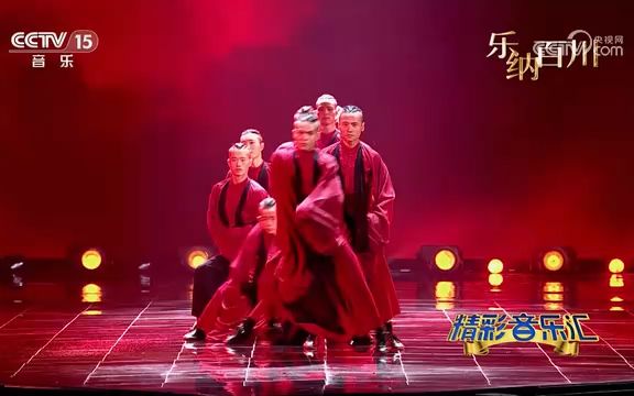 [图]精彩音乐汇 《十面埋伏》 演奏：方锦龙 表演：成家班龙韵武艺团