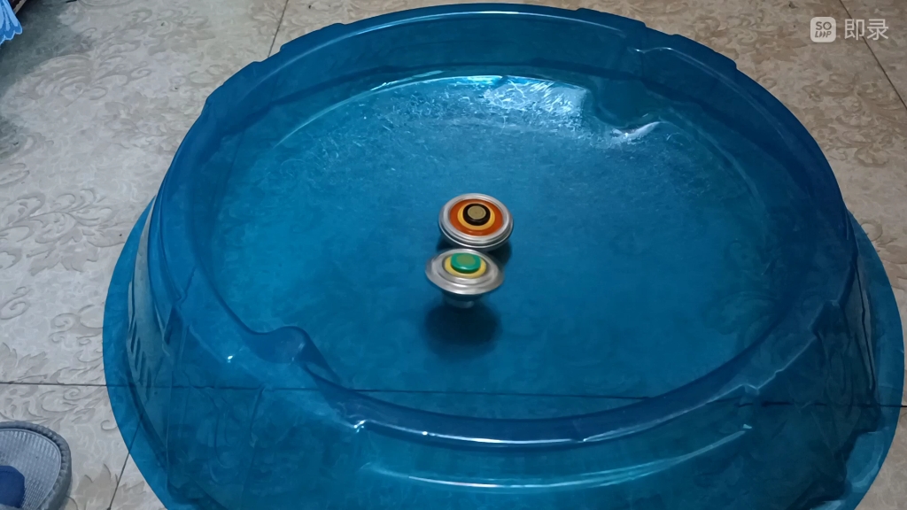 飓风战魂二:反转极地圣盾svs远古猎神团陀螺