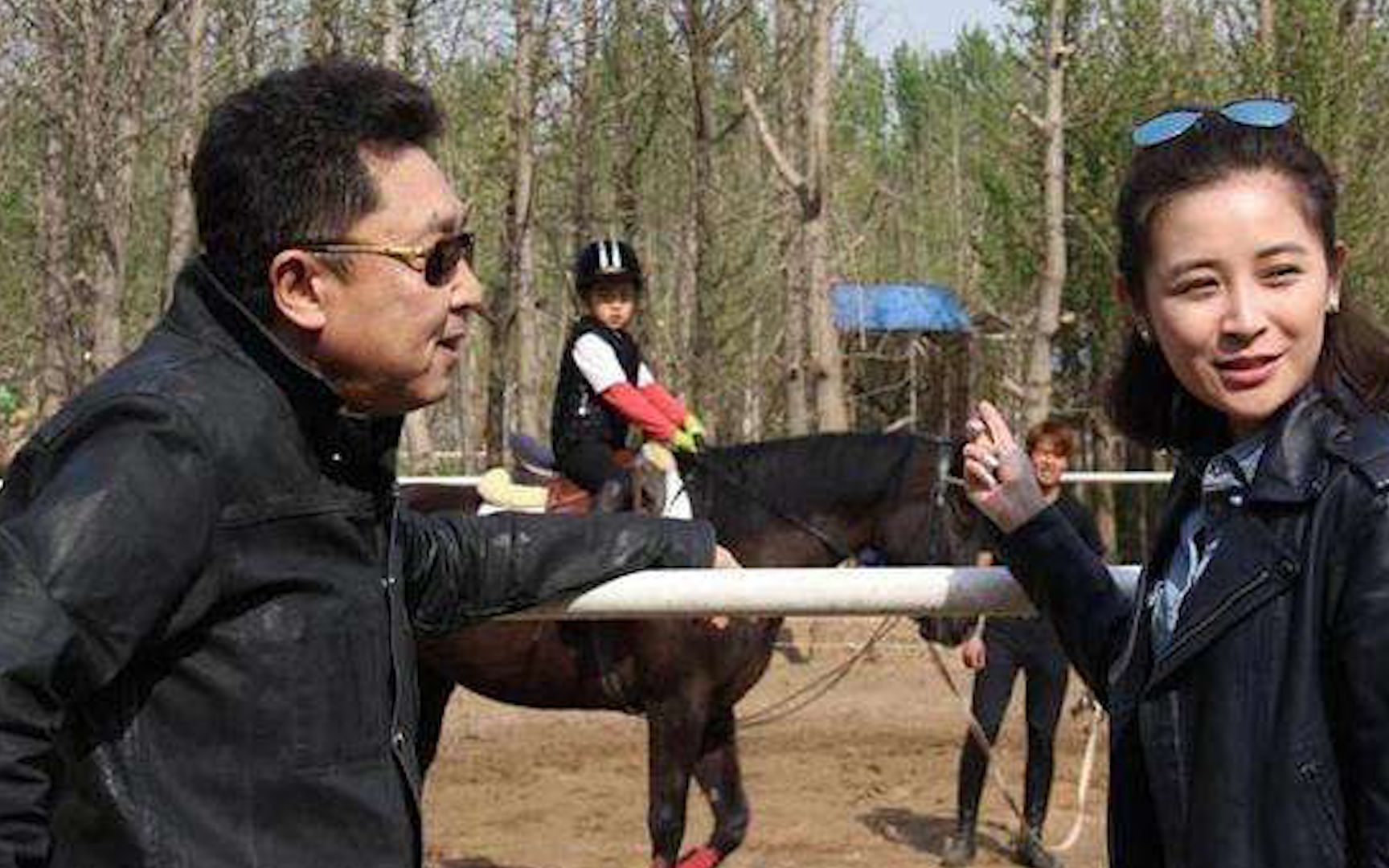 60亩私人马场百万藏獒,于谦才是有钱的顽主,有钱到你想不到