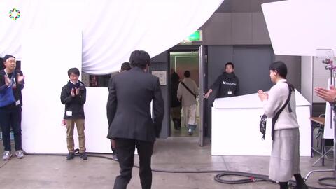 教師 田中圭が 感極まり涙卒業生に熱い言葉贈るソフトバンク新tv Cm 恩師 篇 メイキング 哔哩哔哩 Bilibili 教師 田中圭が 感極まり涙卒業生に熱い言葉贈るソフトバンク新tv Cm 恩師 篇 メイキング 哔哩哔哩 Bilibili