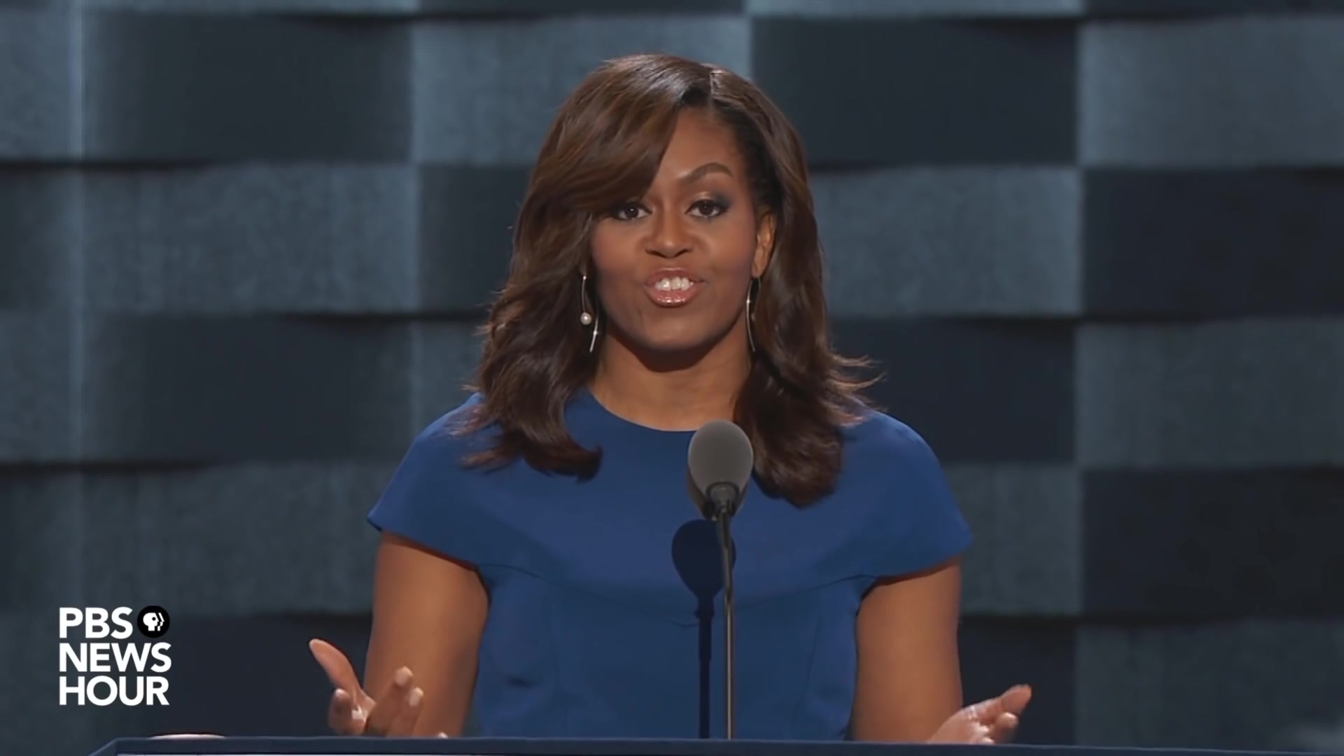 [图]Michelle Obama’s speech at the 2016 National Convention米歇尔在选举上的演讲