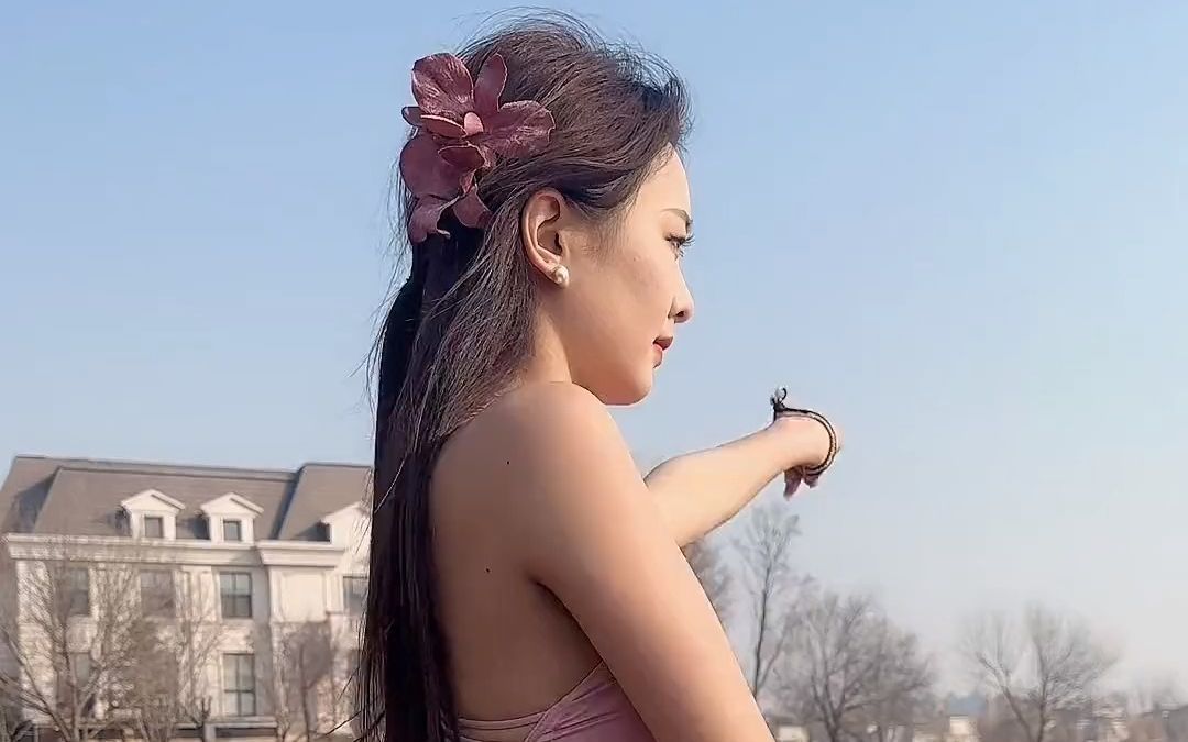 肉很多的美吕子 50岁依然保持好状态