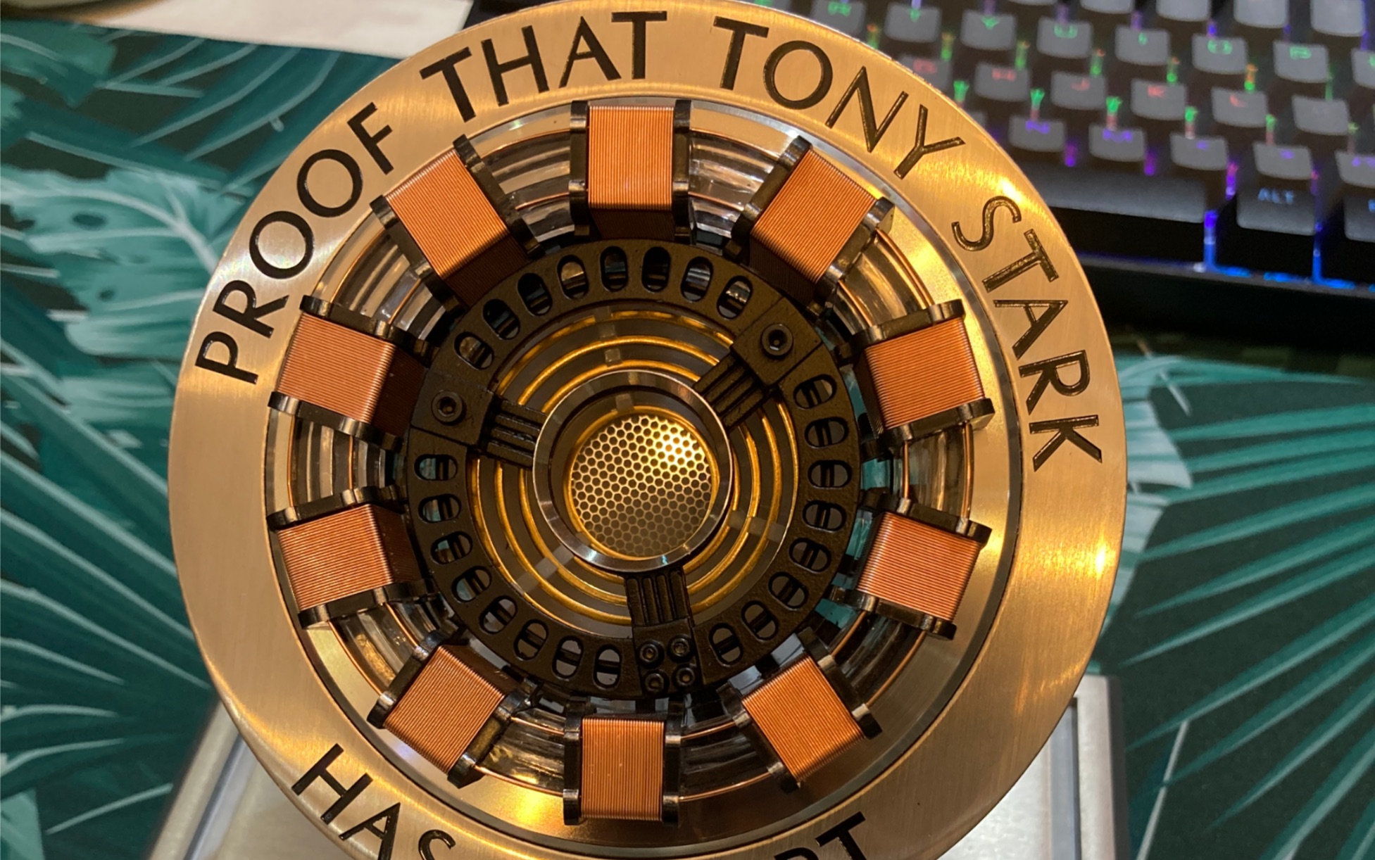 钢铁侠mk1方舟反应堆开箱