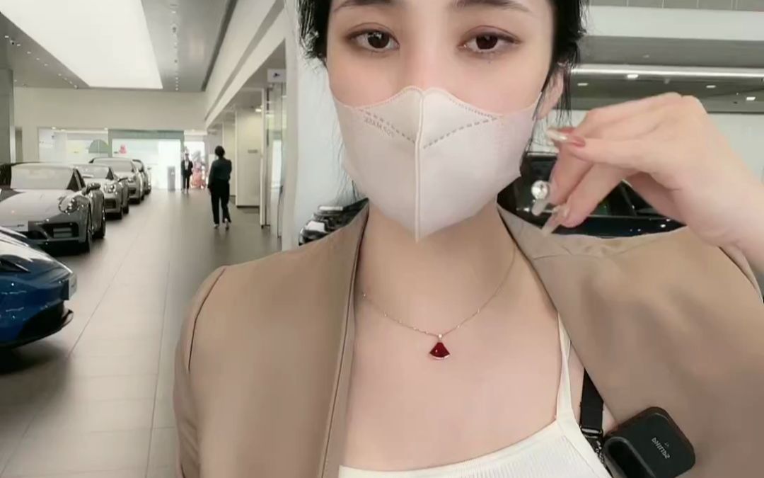 【颜选直播】深圳龙华保时捷中心 2023-03-08 主播小乔 上午场
