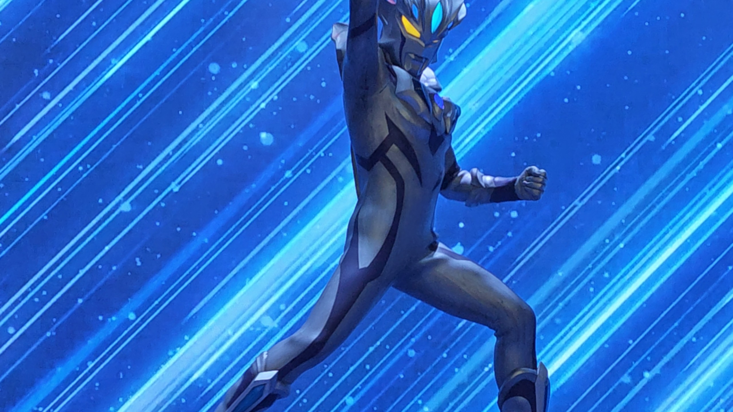 好漂亮的无限赛罗啊