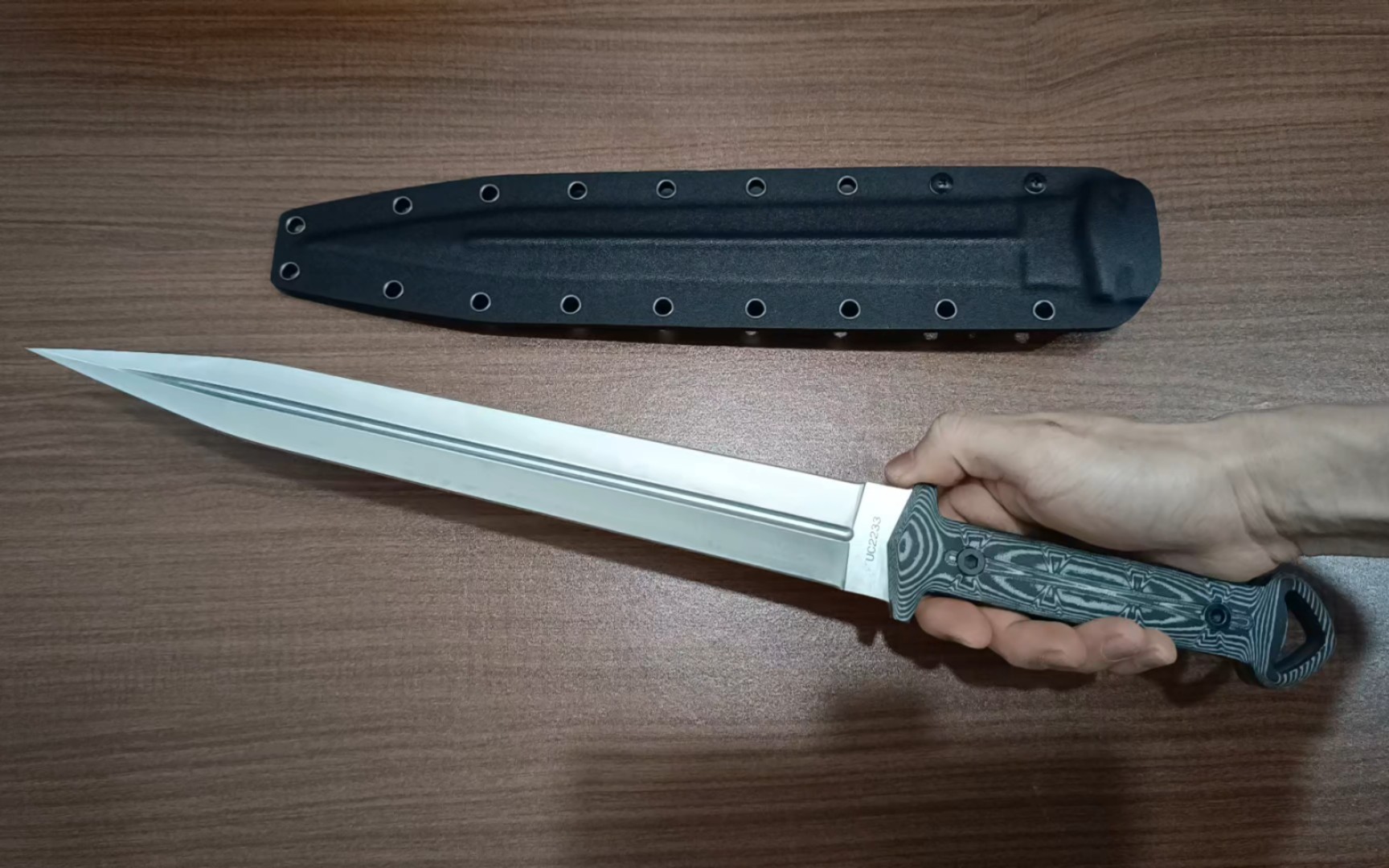 复刻美国联合刀作具69为一款高端术战69双刃长刀【united-神剑】