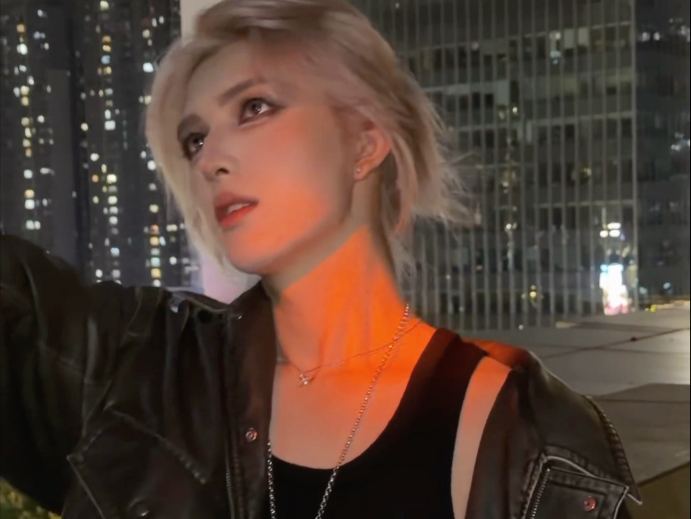 很难想象此人因为没出片所以发了个视频