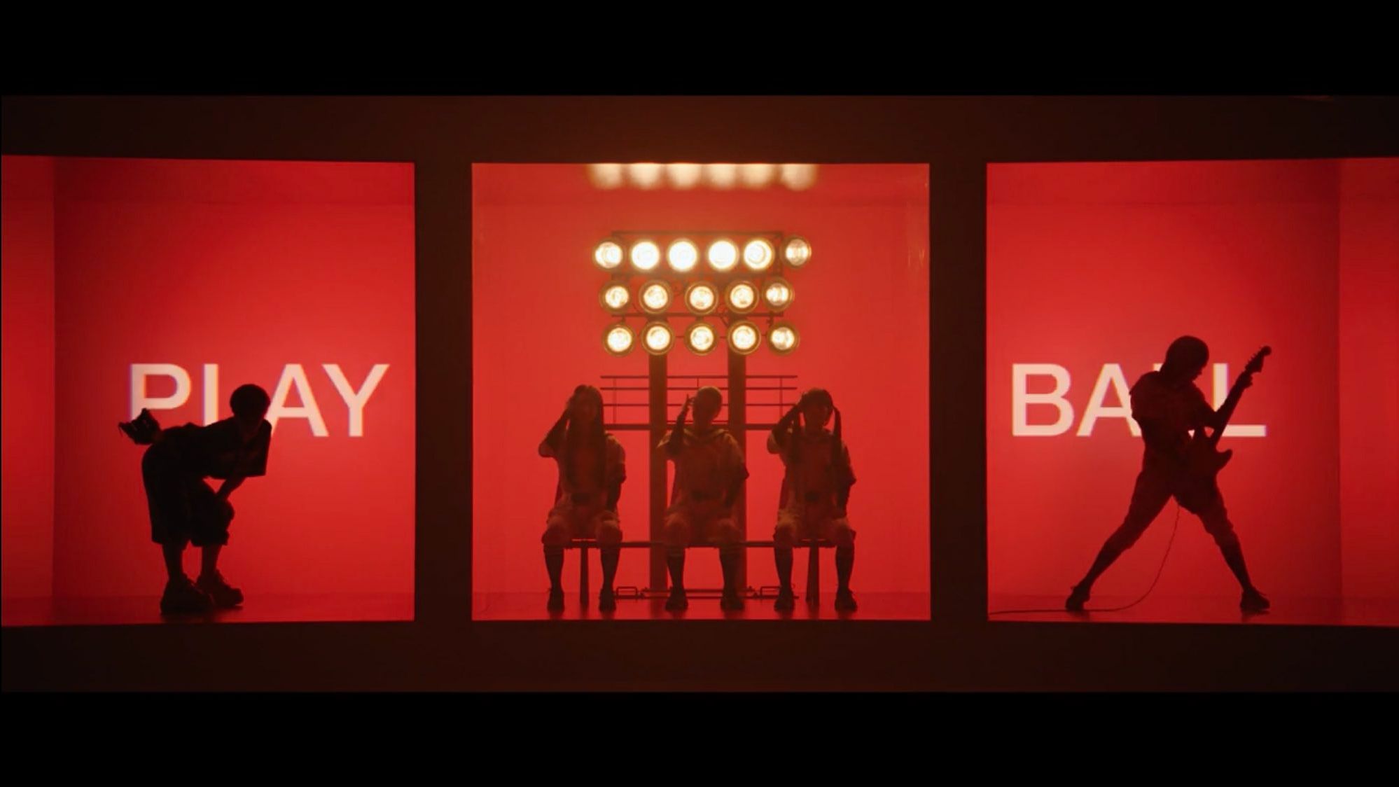 椎名林檎 x atarashii gakko! - ドラ1独走