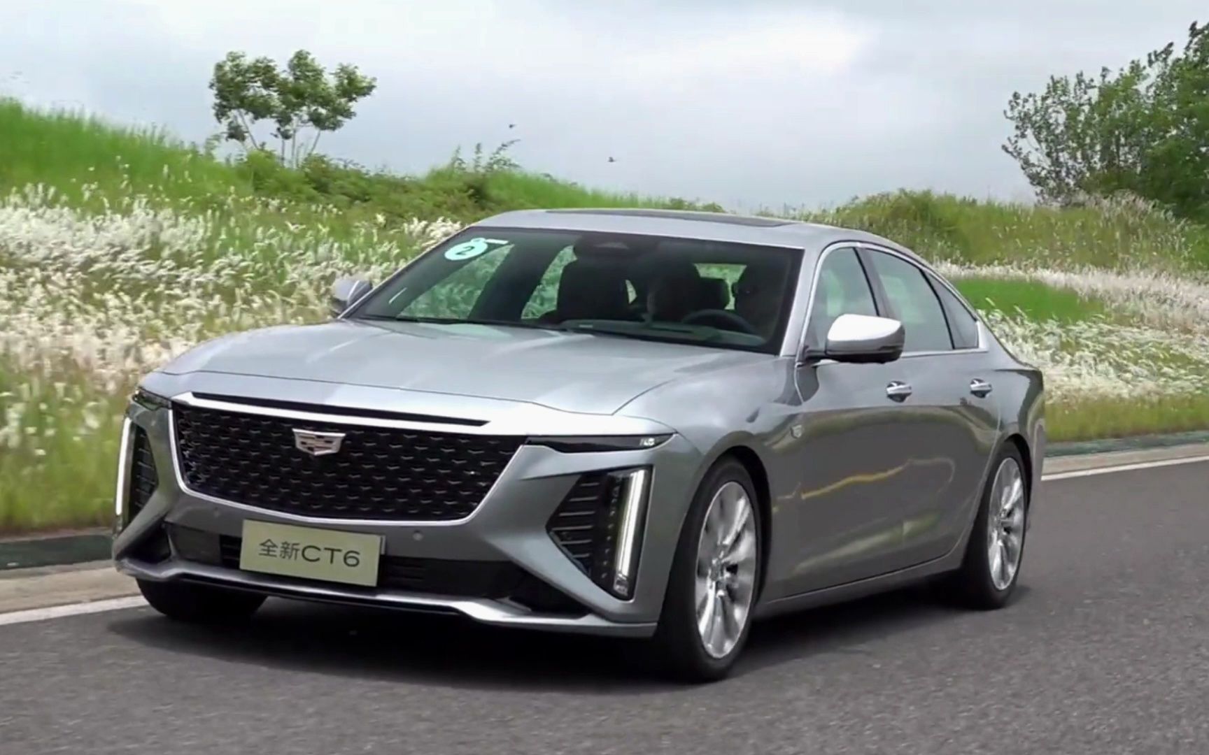 2023款凯迪拉克ct6落地价参考,33英寸曲面大屏 10at,真的香