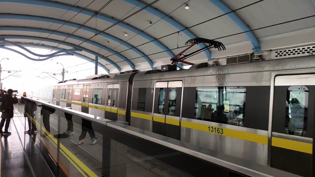 大连地铁13号线 1316进海湾高中