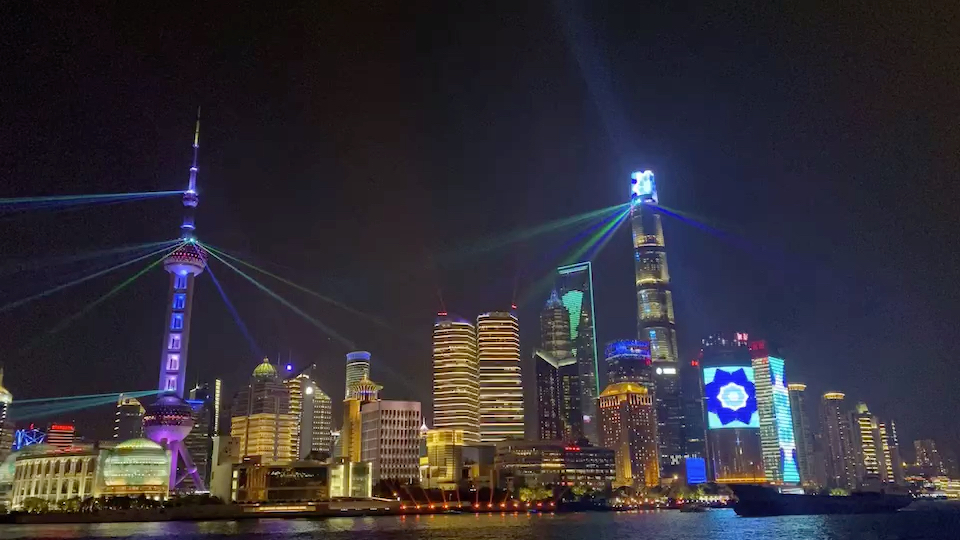 2021年外滩五一灯光秀真的好看