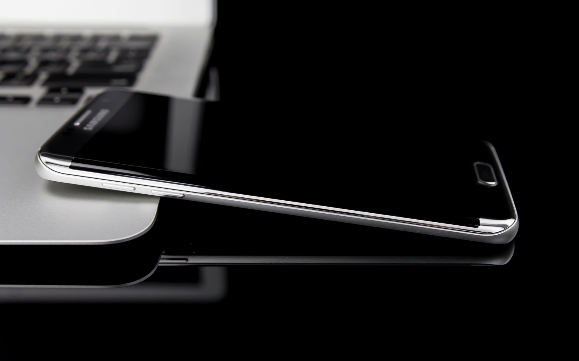 四百元大战三星s7edge128g皇帝版之女装up那