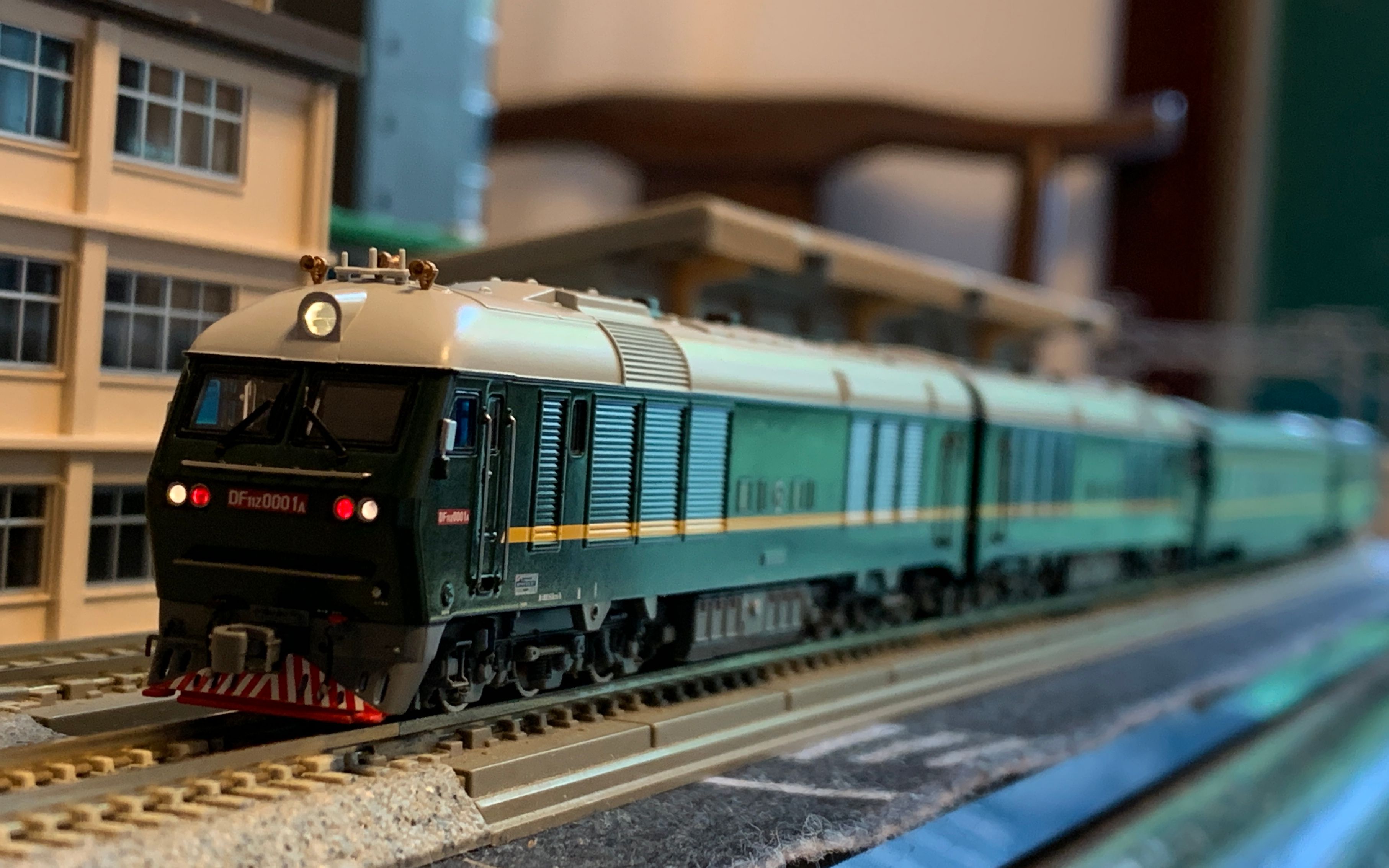 【铁道】[模型] 迷拟堂大作n比例东风11z_哔哩哔哩 (゜-゜)つロ 干杯