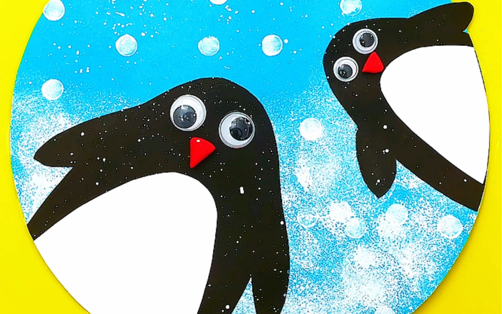 创意手工画:雪地里的企鹅