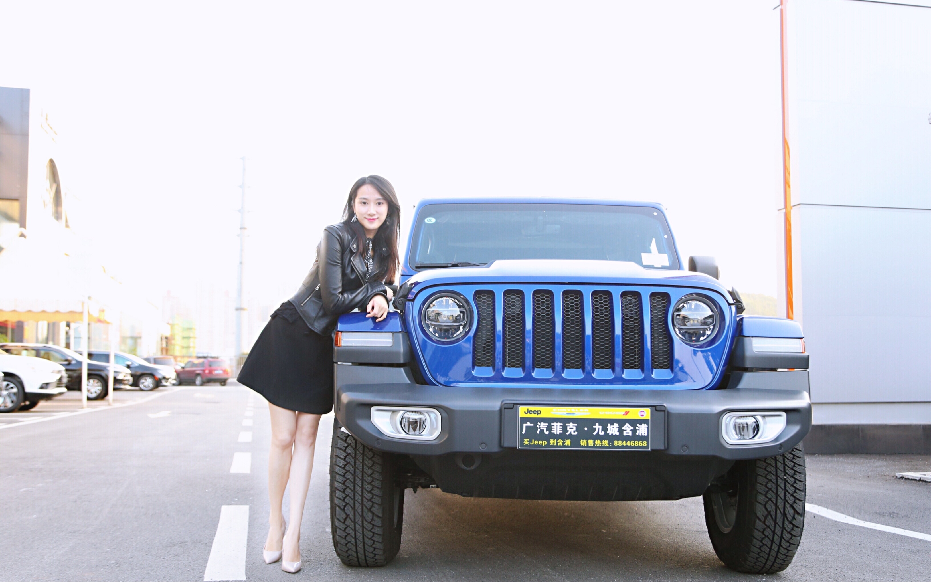 变化真的不止一点点!美女主持静态体验全新一代jeep牧马人