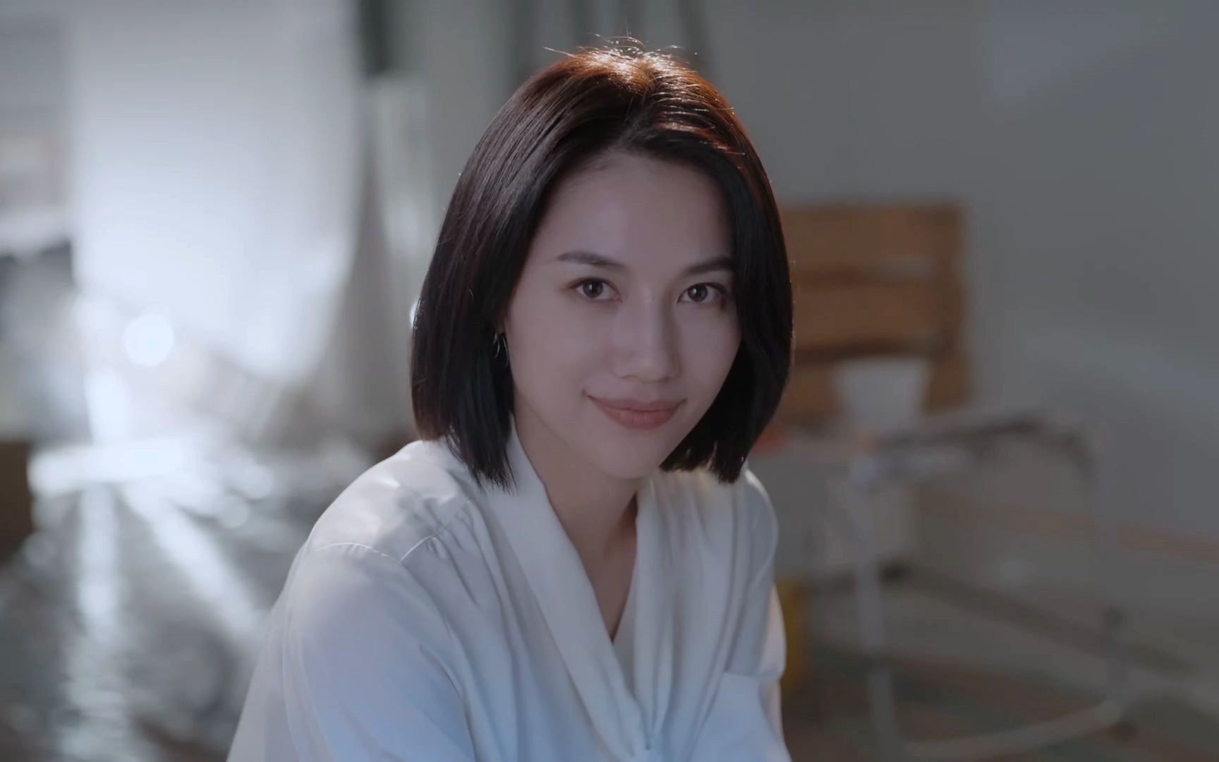 霸道女总裁爱上我【完蛋!我被美女包围了!】#05