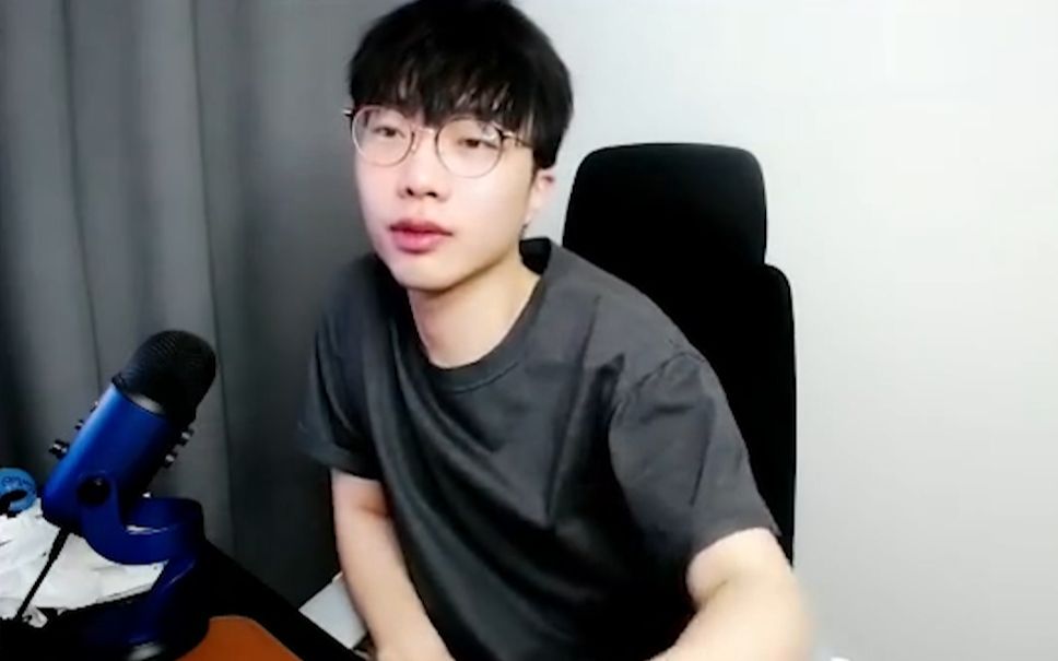 歪怂蒲熠星要来godlie是戴士说的我给戴士打电话jy刘小怂0527直播