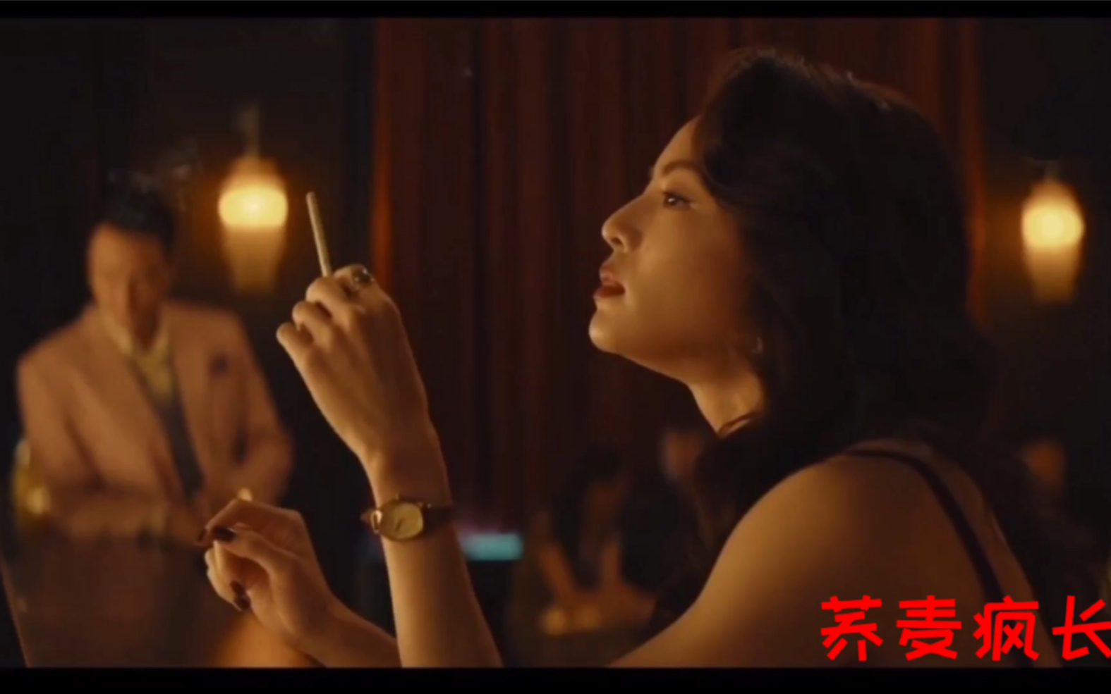 荞麦疯长你永远不知道你的女神在别人面前有多卑微