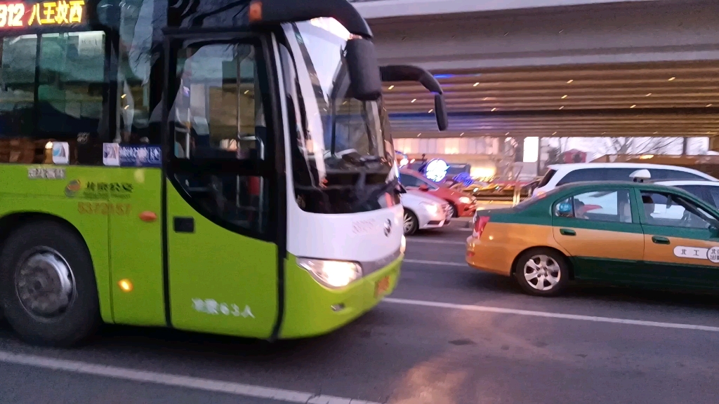 北京公交812路金龙c2