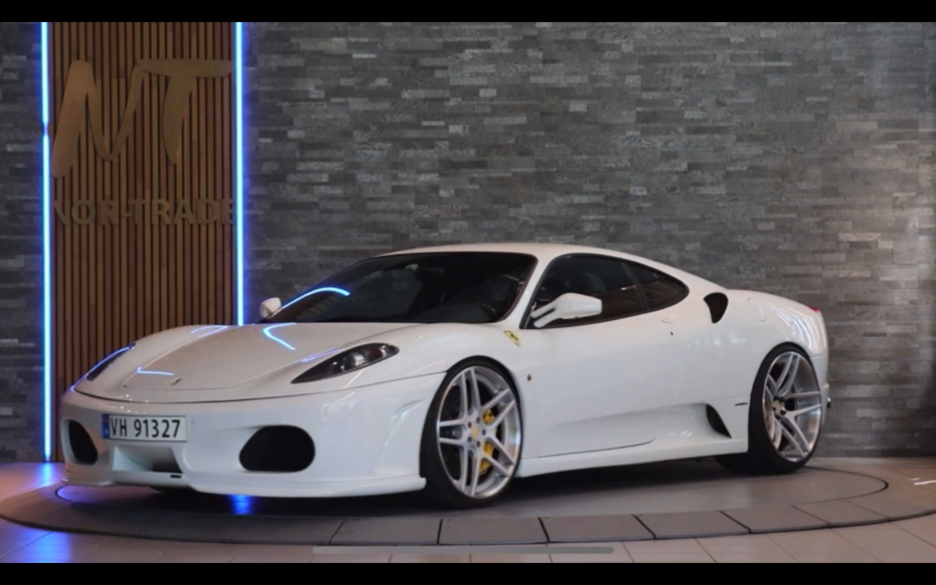 白色ferrari f430 套件展示