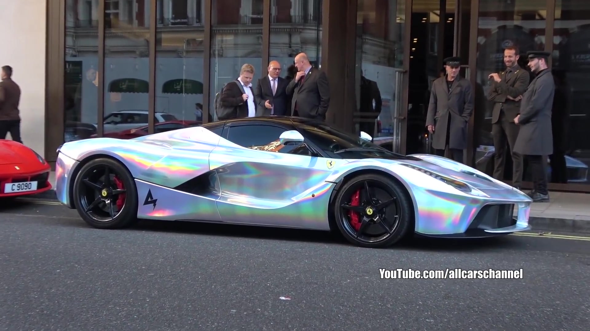 罕见幻彩色法拉利拉法回头率不要太高!