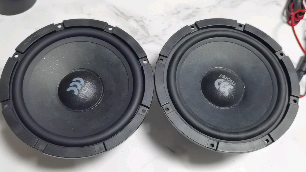 摩雷柯蕾602he真假对比