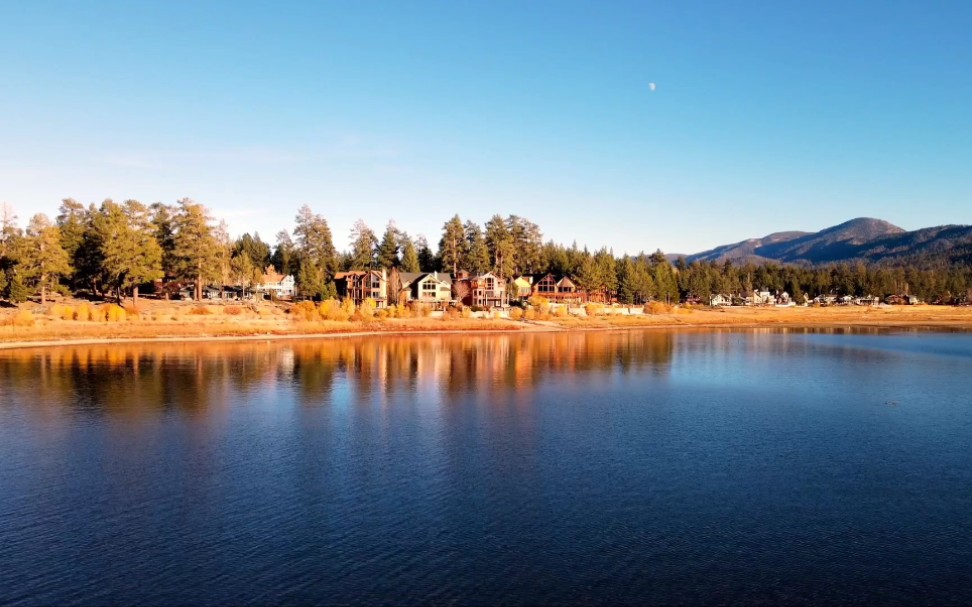 洛杉矶秋日大熊湖