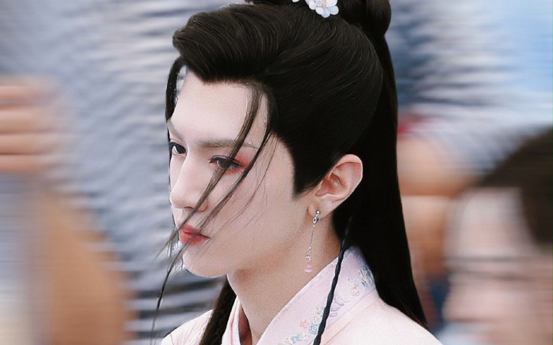 男扮女装界大佬又添一位!粉色娇嫩,陈哲远女装实在美丽啊!