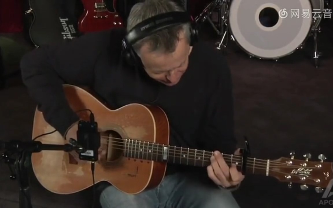 [图]「指弹吉他」Tommy Emmanuel- Waltzing Matilda