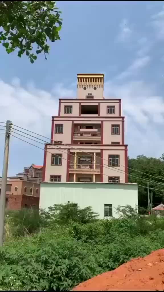 竟然还真有这样的房子最后那个是孙悟空变的吧