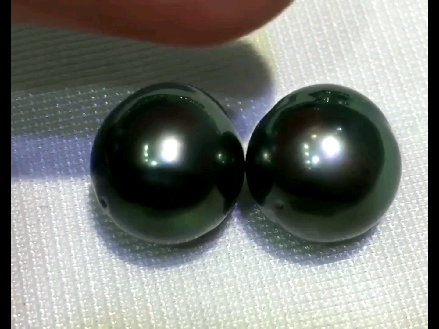 大溪地黑珍珠水滴形珍珠1011mm秒杀价80元一颗