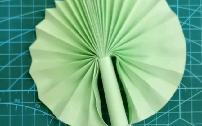 手工伸缩扇折纸扇子