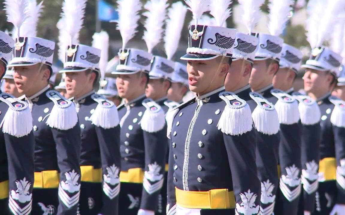 韩国空军女士官照片图片