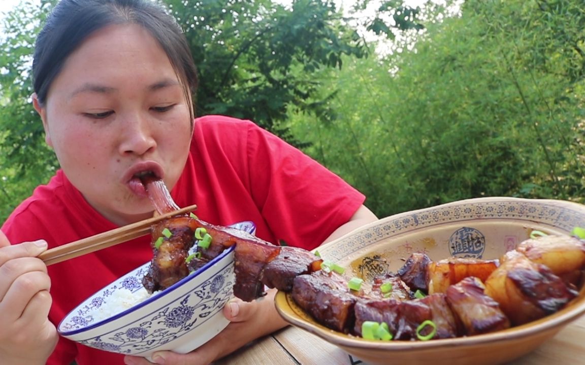 胖妹做3斤红烧肉,大口吃肉大口下饭,胖妹吃的嘴角流油,真过瘾