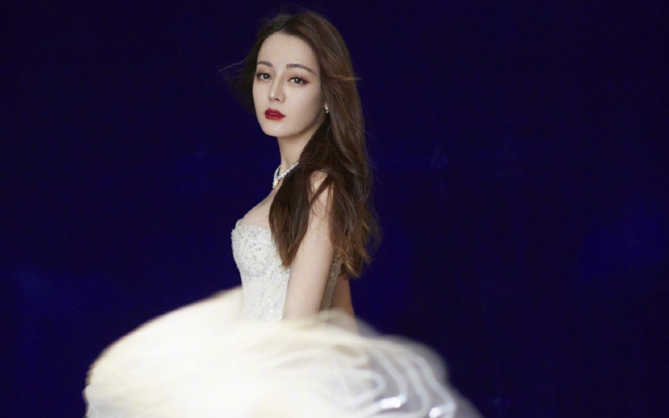 28星光大赏,今晚热巴实在是太美了_哔哩哔哩_bilibili