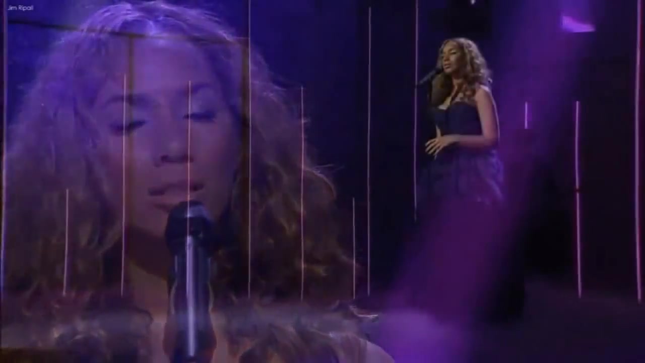 [图]【完美现场】Leona Lewis - Run (Live at The Royal Variety) 2008.12.11