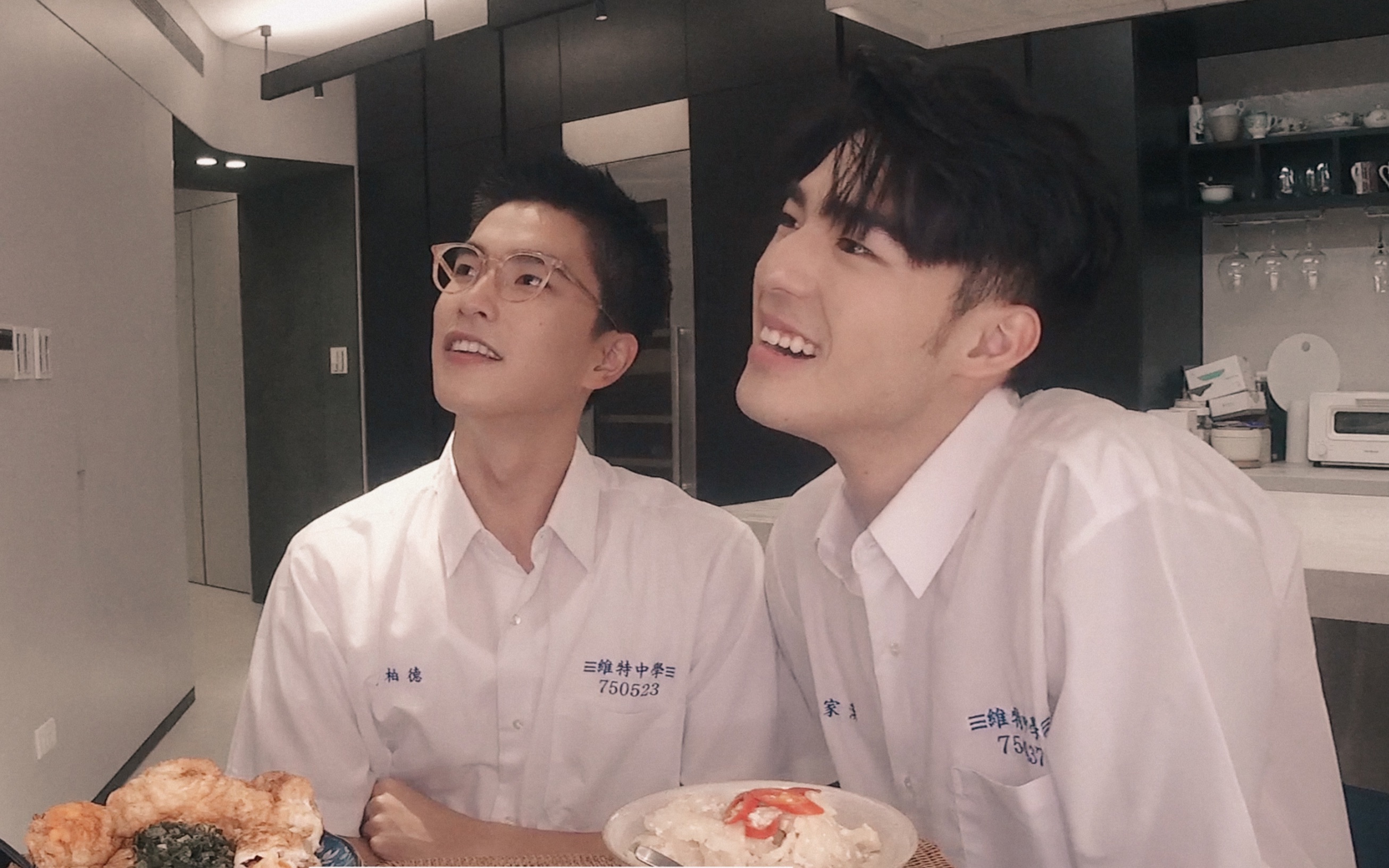 「曾敬骅×陈昊森」唐绮阳餐桌直播|完整版1080p&字幕的可爱|真的不要