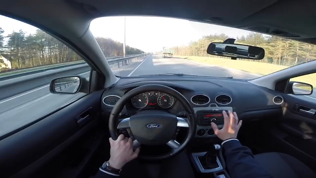 6l 第一人称视角开车 德国不限速高速性能测试