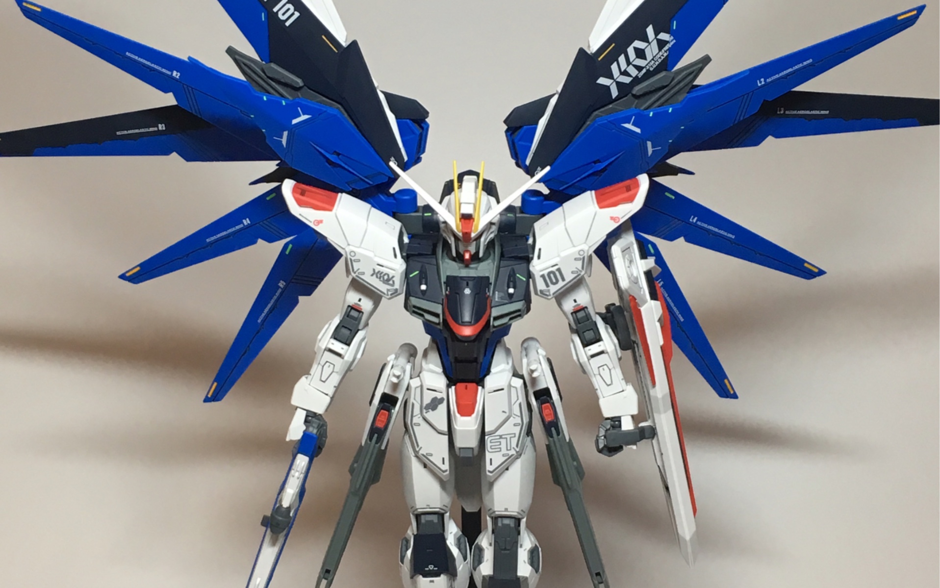 万代mg-自由高达2.0_哔哩哔哩_bilibili